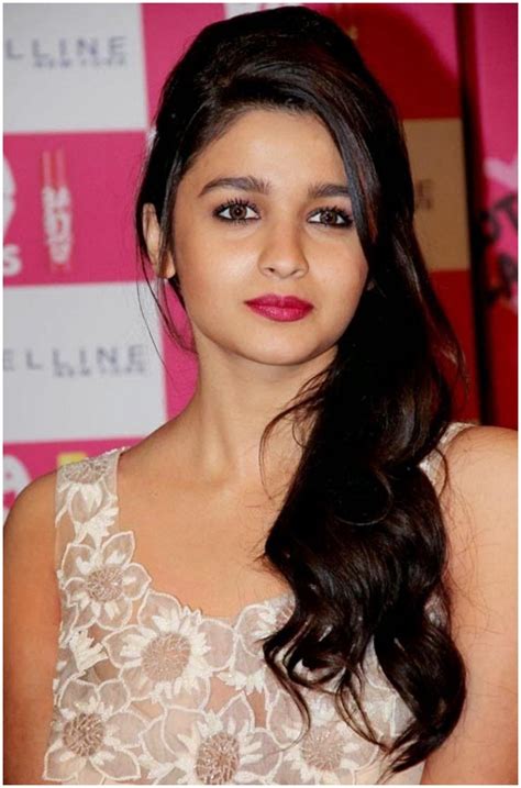 aliya bhatt hd wallpaper|alia bhatt full photo.